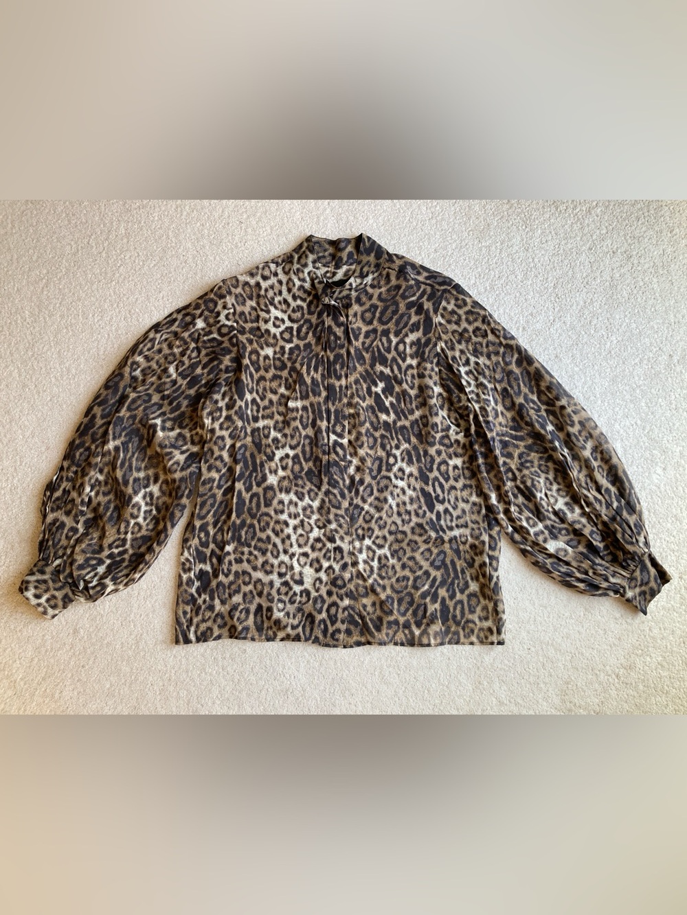 Nili Lotan evelyn blouse in leopard print